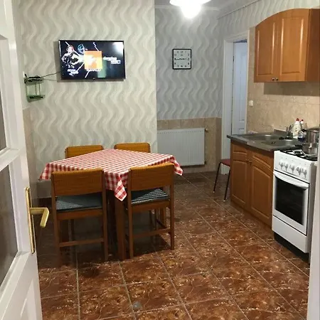 Rozsakert Poroszló