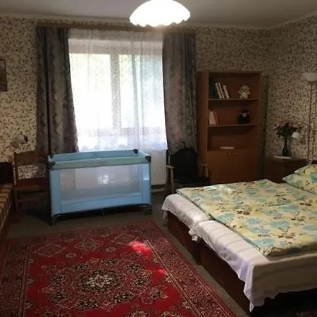 Rozsakert * Poroszló
